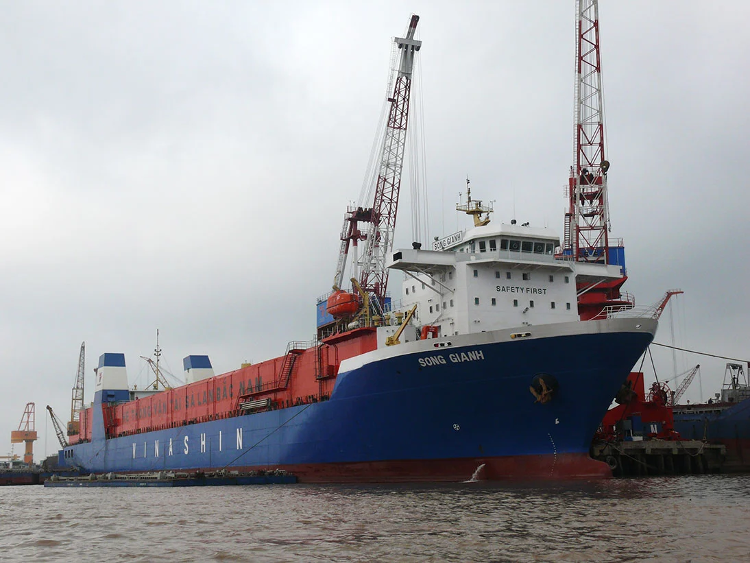 Tàu chở sà lan LASH 10.900 tấn 1